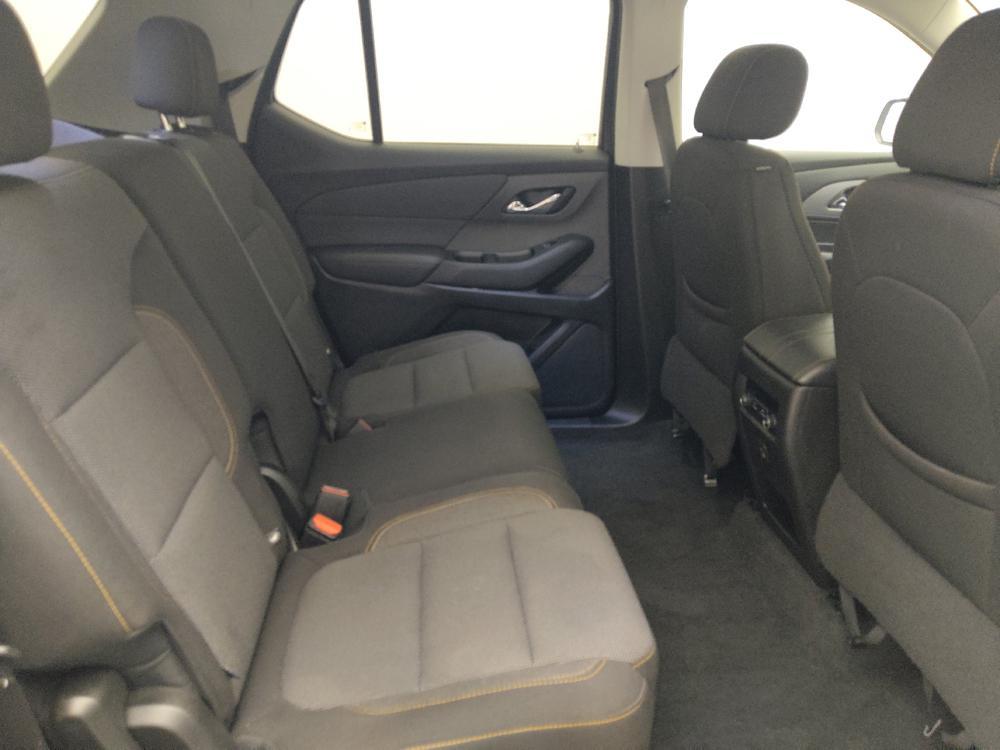 used 2021 Chevrolet Traverse car, priced at $21,895