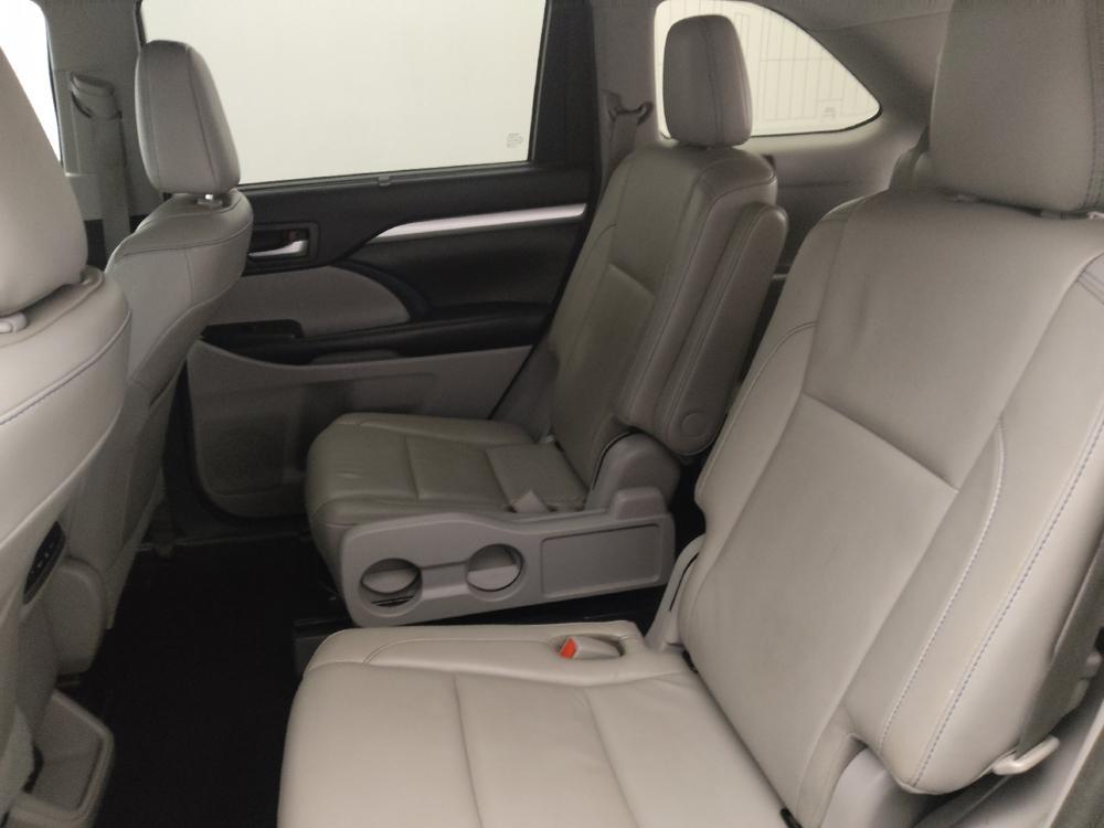 used 2017 Toyota Highlander car, priced at $24,095