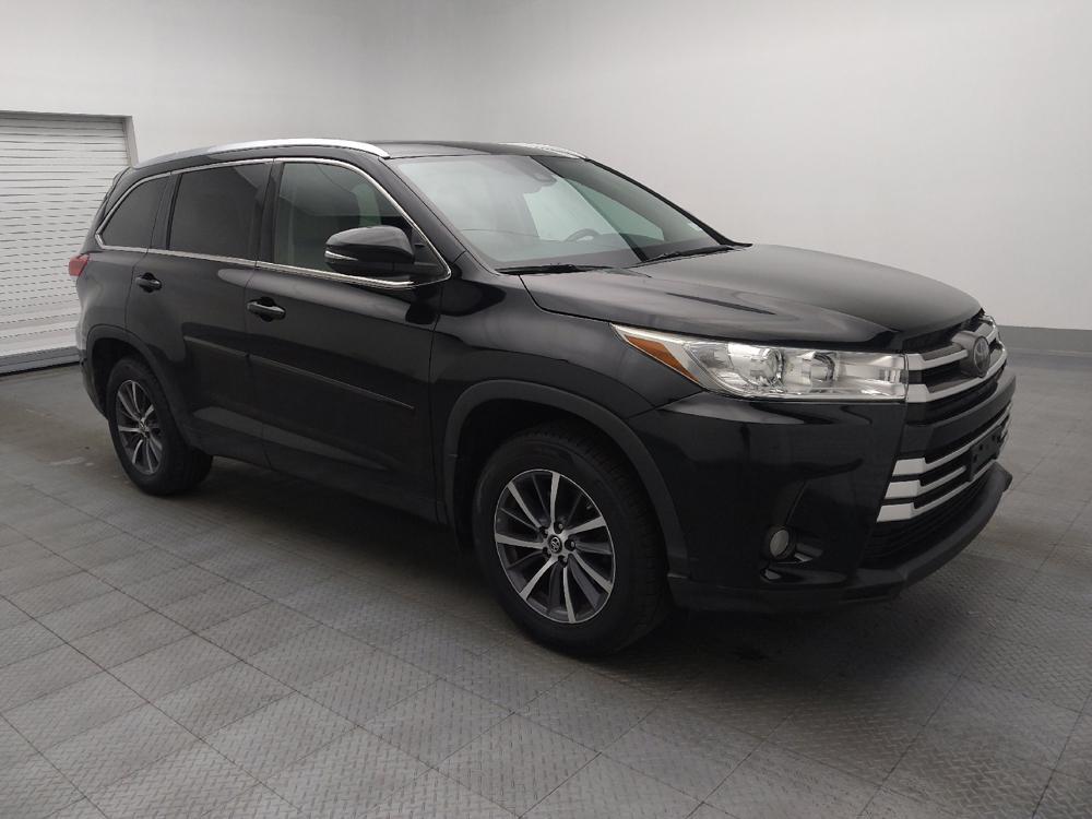 used 2017 Toyota Highlander car, priced at $24,095