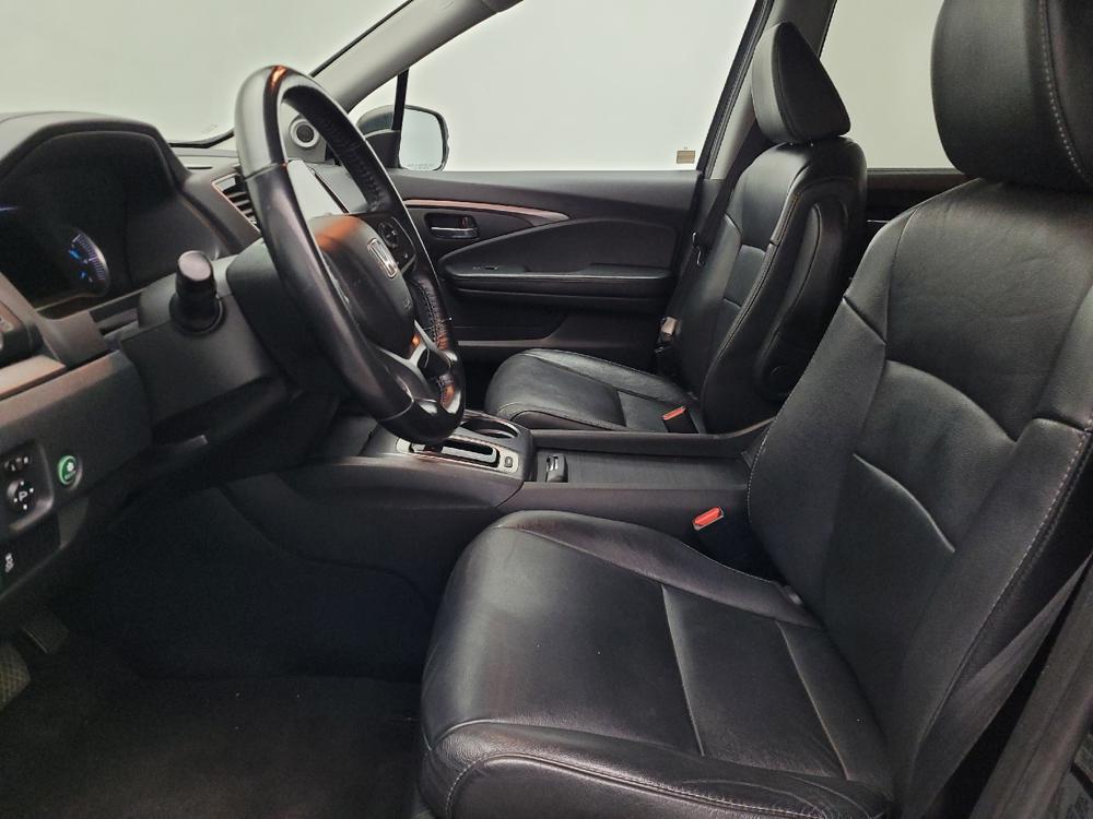 used 2020 Honda Pilot car, priced at $23,095