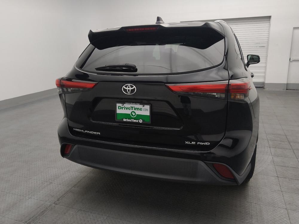 used 2022 Toyota Highlander car, priced at $28,895