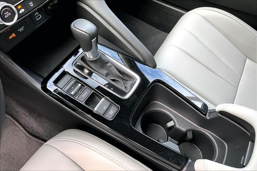 used 2025 Acura Integra car, priced at $31,333