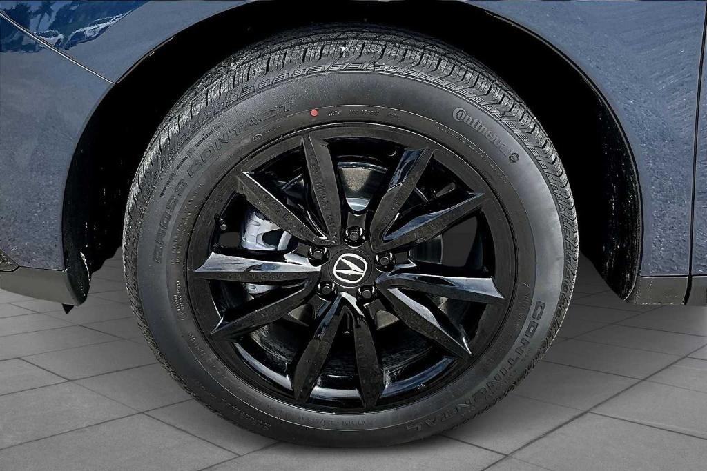 new 2025 Acura RDX car, priced at $46,050