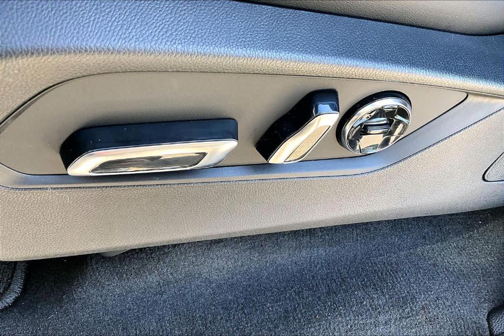 new 2026 Acura MDX car, priced at $70,950