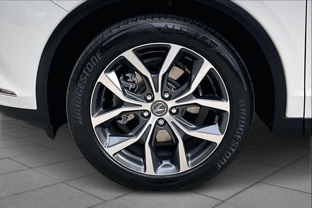 used 2024 Acura MDX car, priced at $38,988