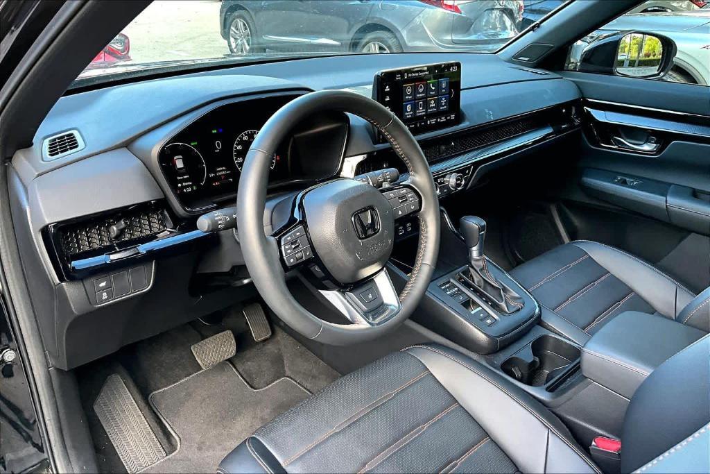 used 2025 Honda CR-V Hybrid car, priced at $37,950