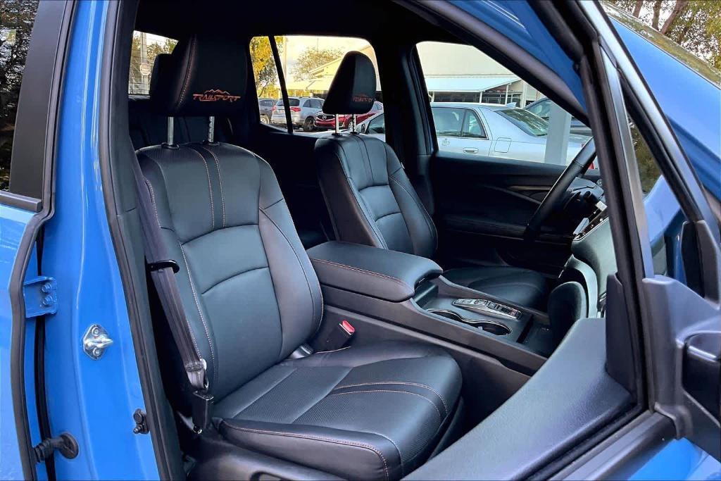 used 2025 Honda Ridgeline car, priced at $37,950