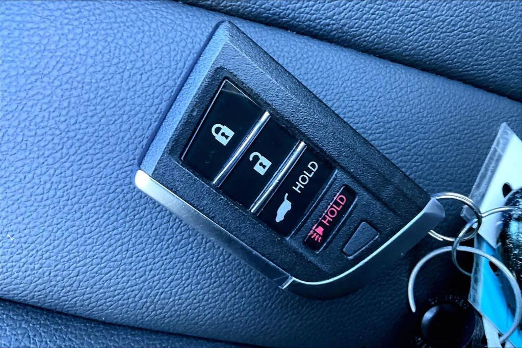 used 2022 Acura MDX car, priced at $35,388