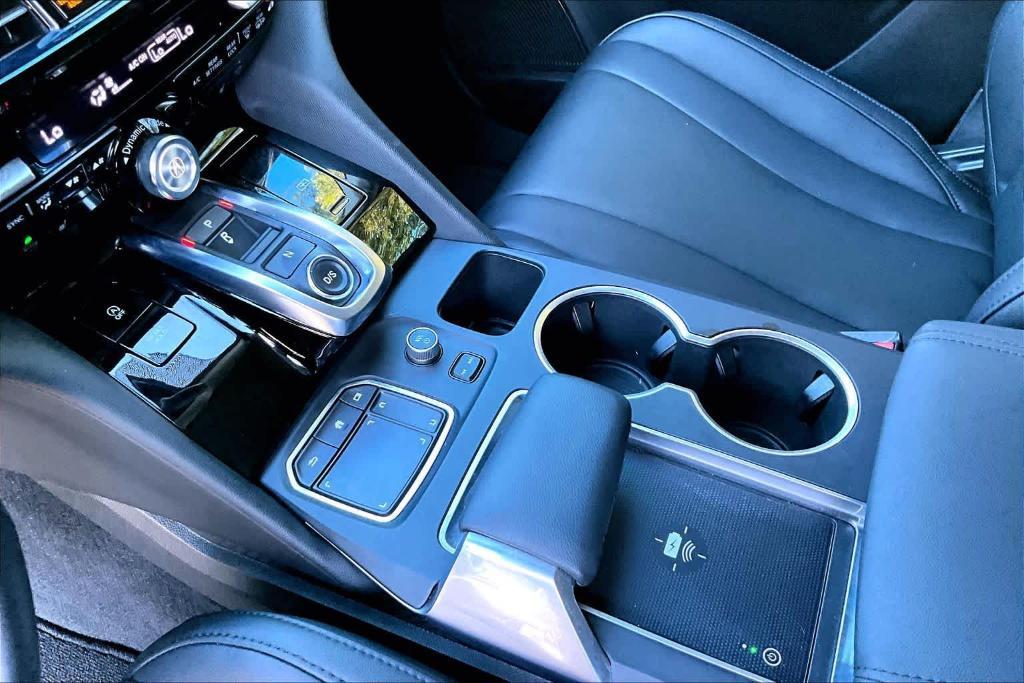 used 2022 Acura MDX car, priced at $35,388