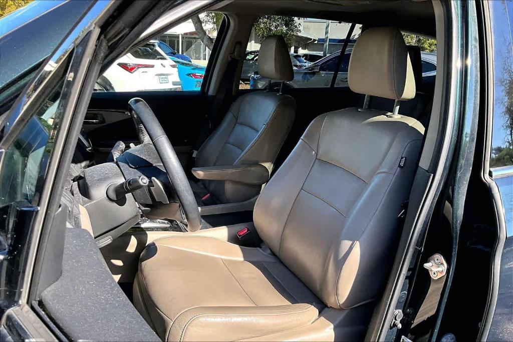 used 2016 Honda Pilot car, priced at $15,950