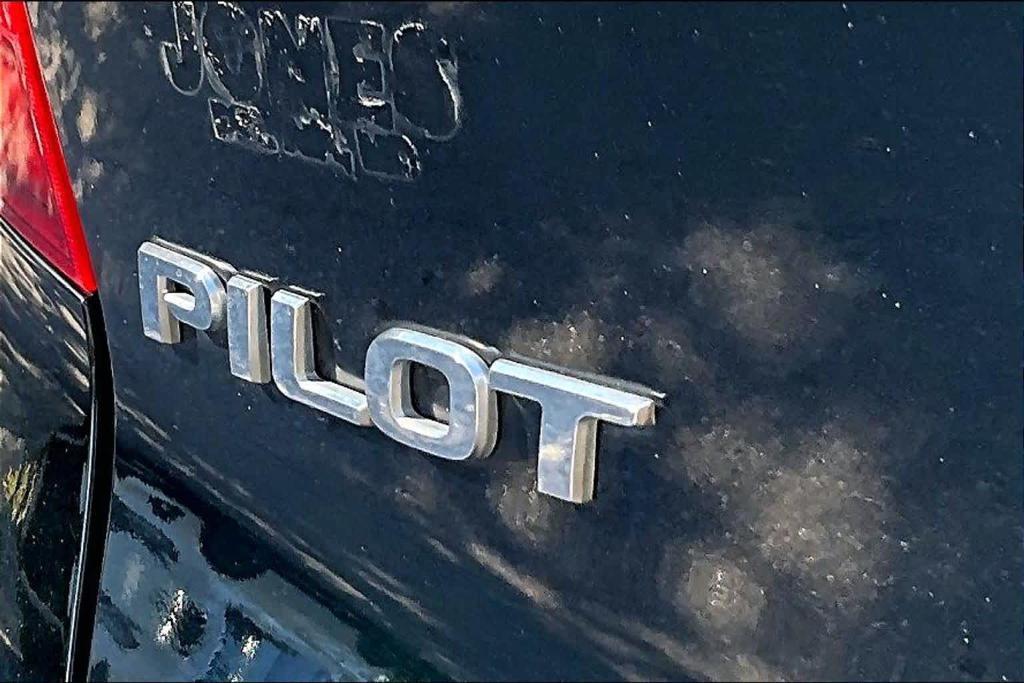 used 2016 Honda Pilot car, priced at $15,950