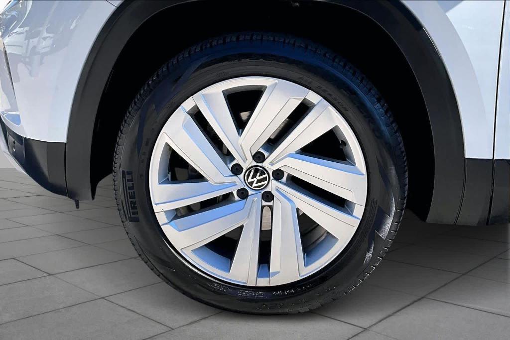 used 2020 Volkswagen Atlas Cross Sport car, priced at $21,333