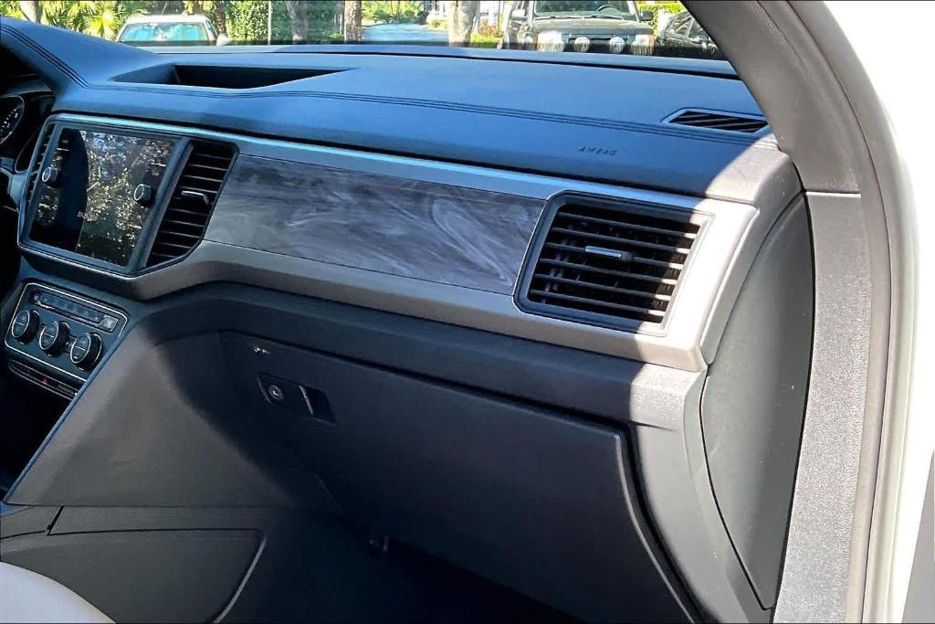 used 2020 Volkswagen Atlas Cross Sport car, priced at $21,333