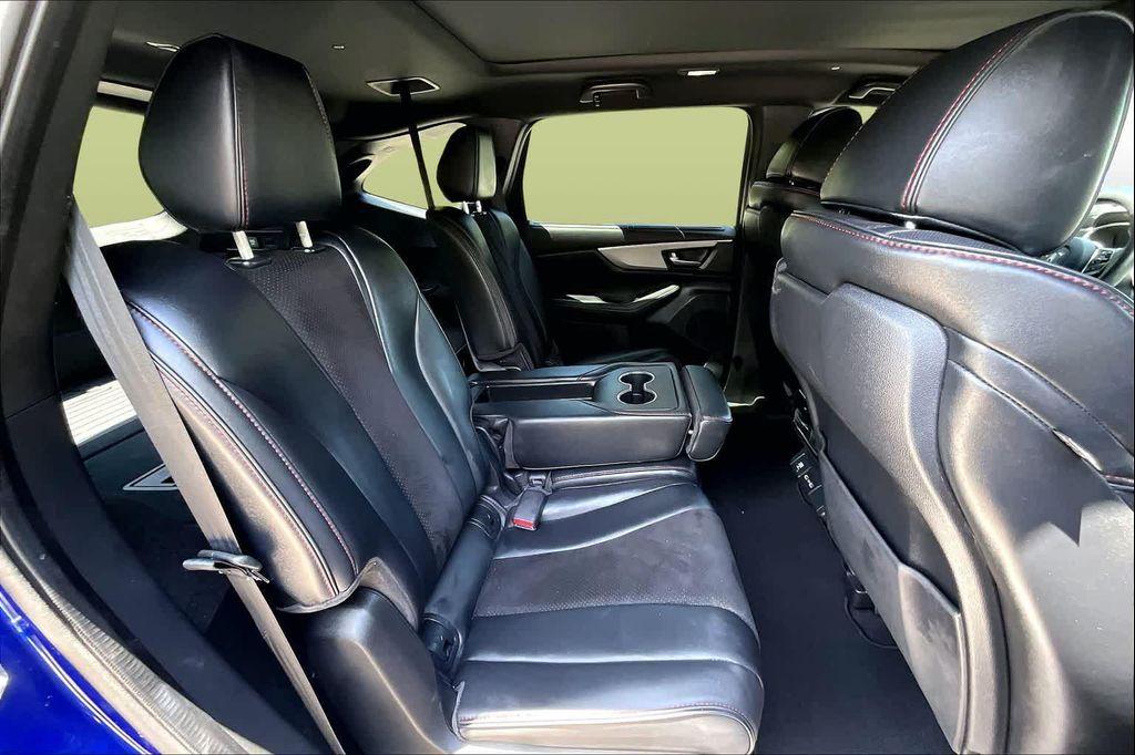 used 2023 Acura MDX car, priced at $42,287