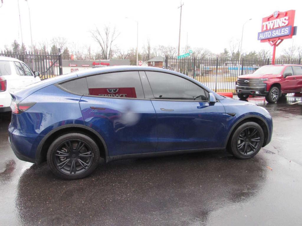 used 2022 Tesla Model Y car, priced at $27,995