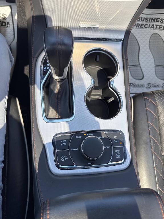 used 2021 Jeep Grand Cherokee car, priced at $25,995