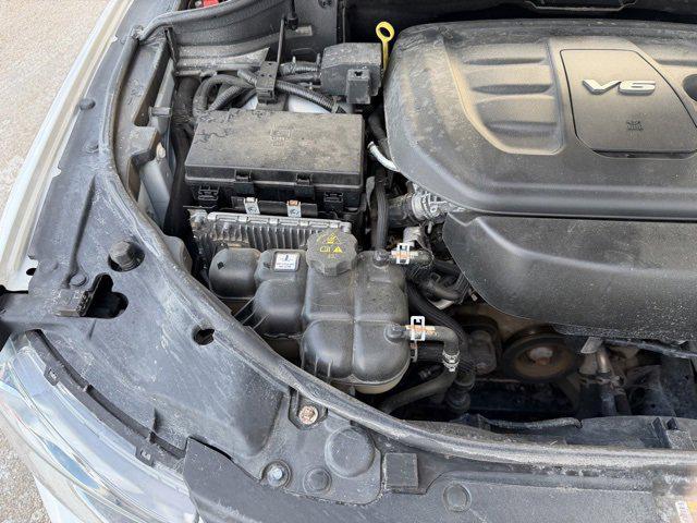 used 2016 Jeep Grand Cherokee car, priced at $13,991