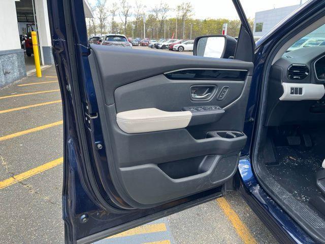used 2026 Honda Passport car, priced at $45,589
