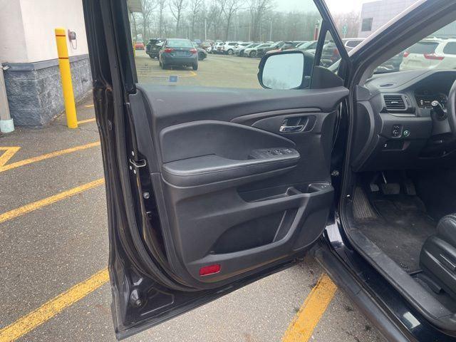 used 2017 Honda Pilot car, priced at $19,691