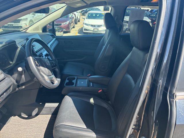 used 2025 Honda Odyssey car, priced at $34,452