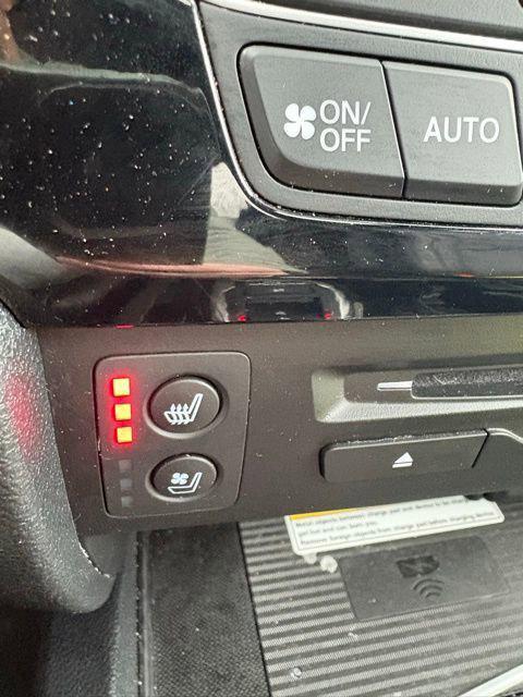 used 2022 Honda Pilot car, priced at $33,951