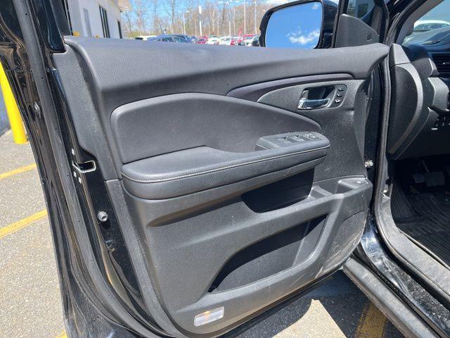 used 2023 Honda Ridgeline car, priced at $34,092