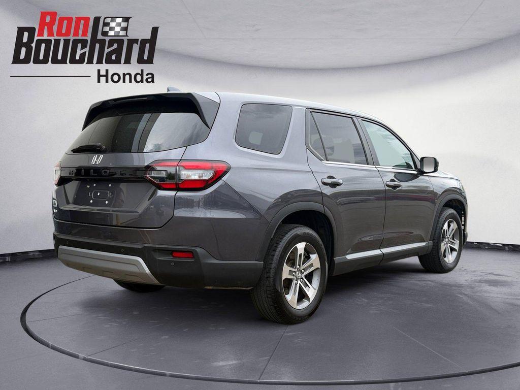used 2024 Honda Pilot car, priced at $41,821