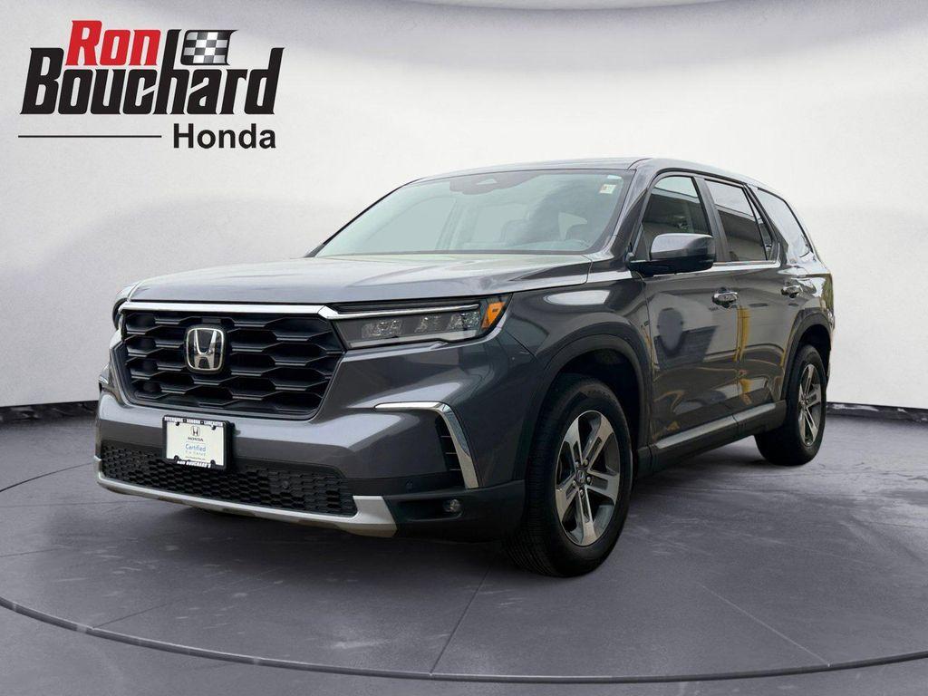 used 2024 Honda Pilot car, priced at $41,821