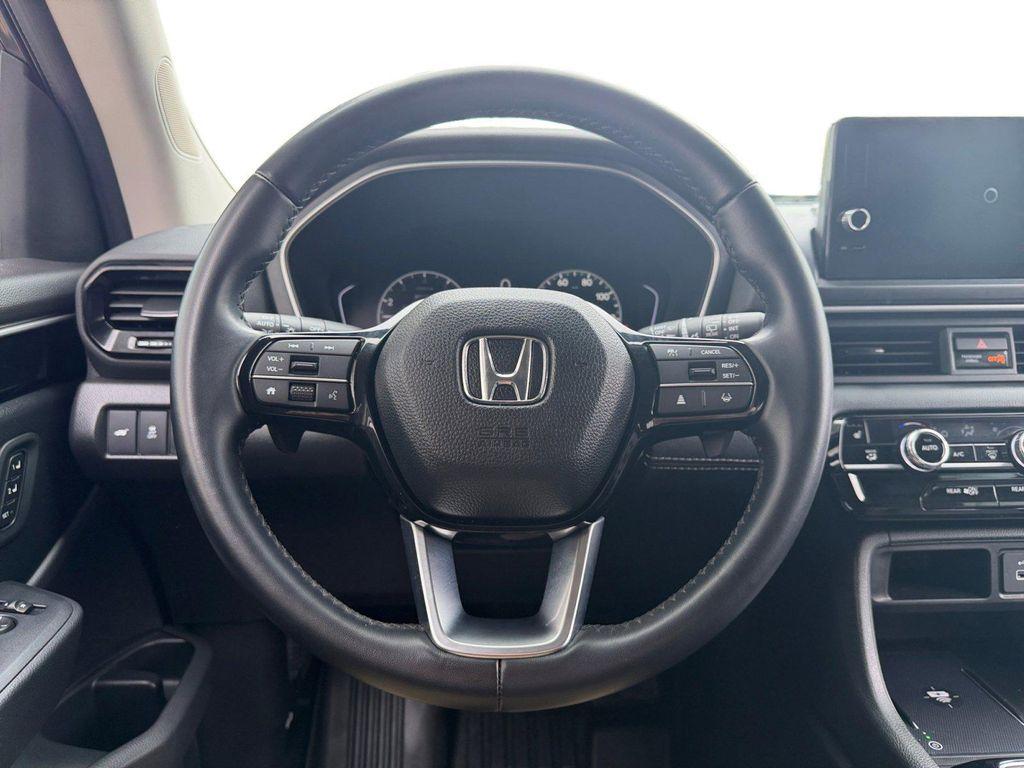 used 2024 Honda Pilot car, priced at $41,821