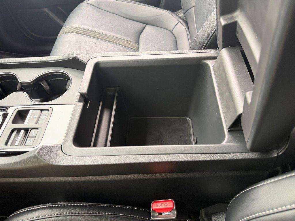 used 2024 Honda Pilot car, priced at $41,821