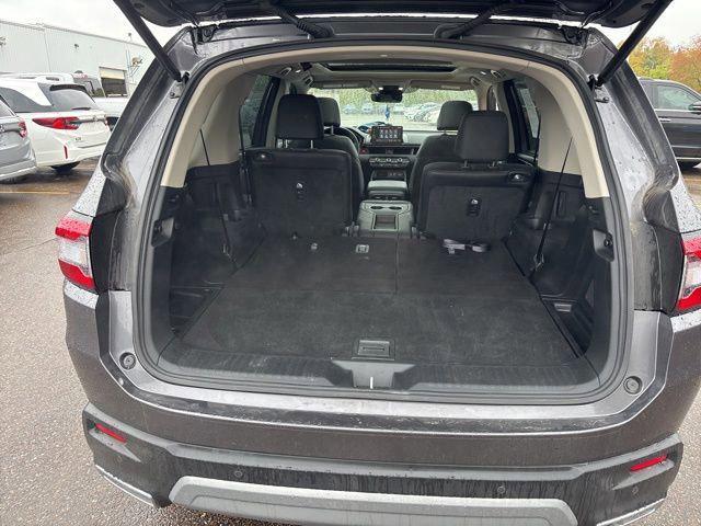 used 2025 Honda Pilot car, priced at $49,589