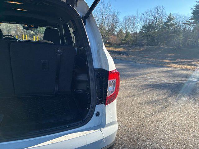 used 2022 Honda Pilot car, priced at $33,333