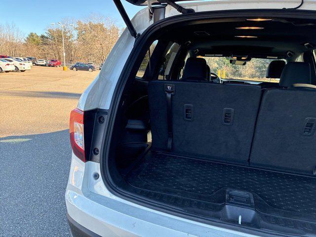 used 2022 Honda Pilot car, priced at $33,333