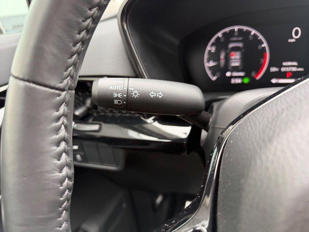 used 2023 Honda CR-V car, priced at $34,090