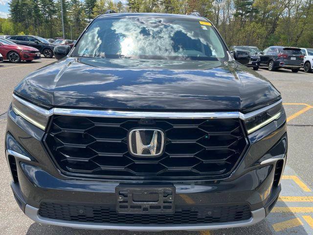 used 2023 Honda Pilot car, priced at $44,589