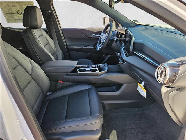 new 2026 Chevrolet Equinox car, priced at $32,490