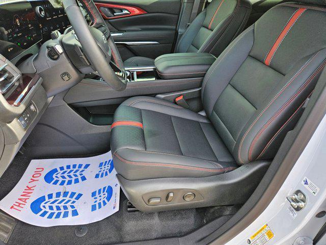 used 2026 Chevrolet Traverse car, priced at $54,990