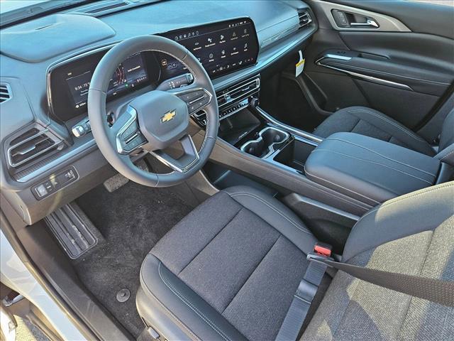 new 2026 Chevrolet Traverse car, priced at $40,990