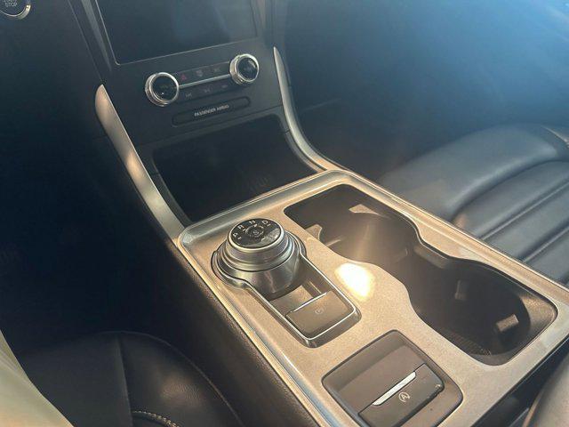 2024 Carbonized Gray Metallic Ford Edge
