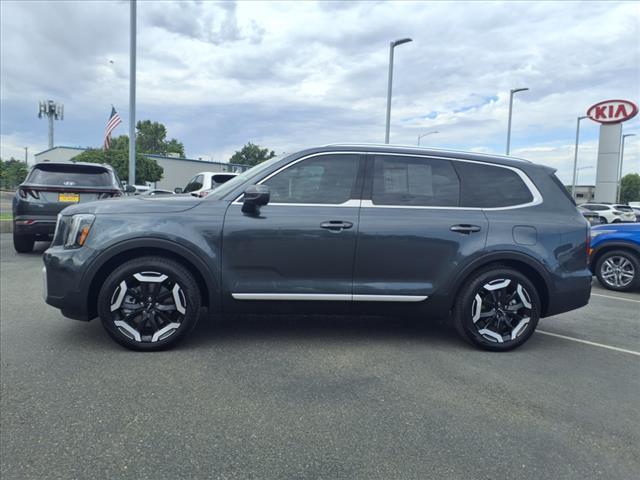 used 2024 Kia Telluride car, priced at $38,563