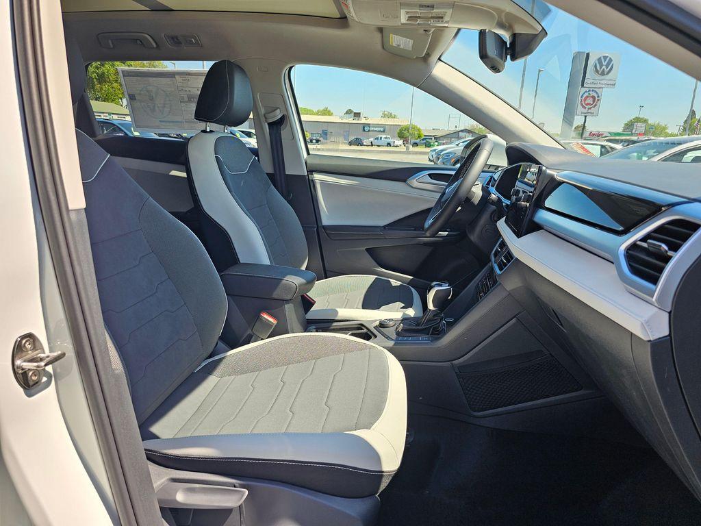 new 2026 Volkswagen Taos car, priced at $33,285