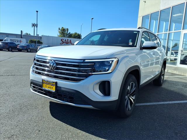 new 2026 Volkswagen Atlas car, priced at $43,654