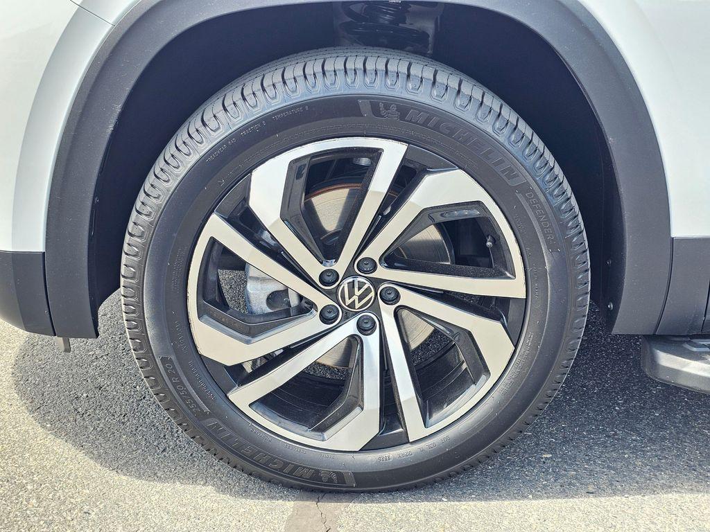 used 2023 Volkswagen Atlas car, priced at $35,211