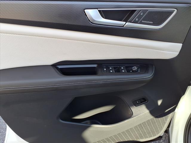 used 2025 Volkswagen Atlas Cross Sport car, priced at $42,987