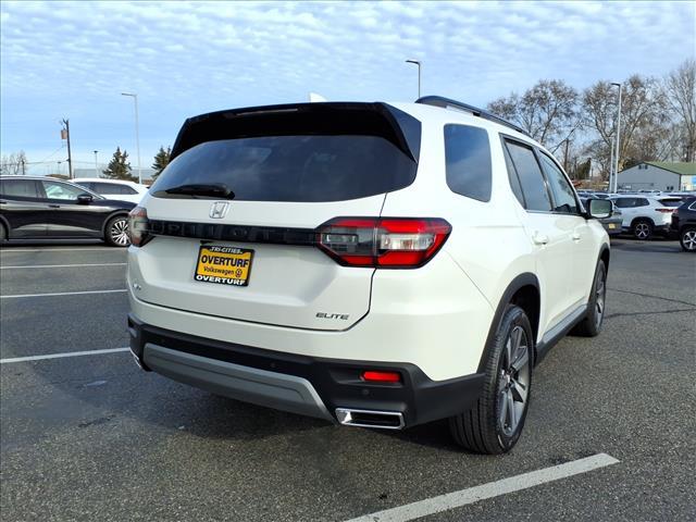 used 2023 Honda Pilot car, priced at $42,988