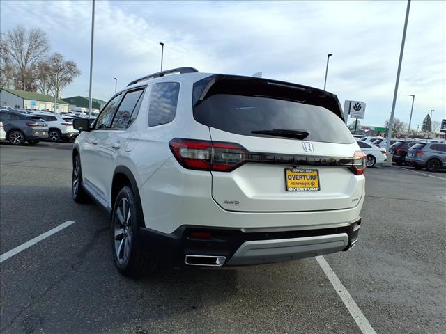 used 2023 Honda Pilot car, priced at $42,988