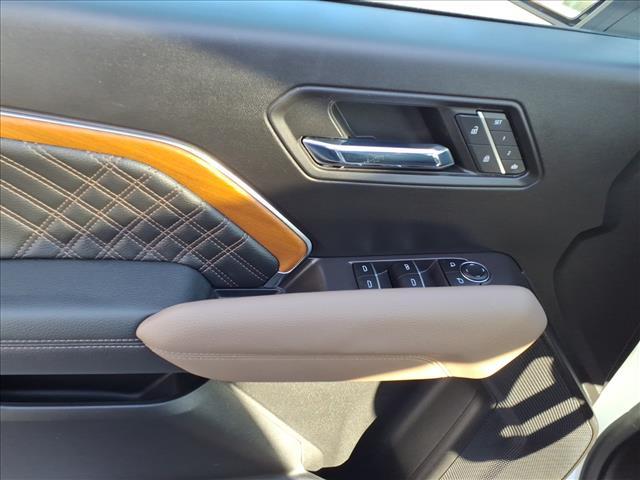 used 2023 GMC Canyon car, priced at $44,986