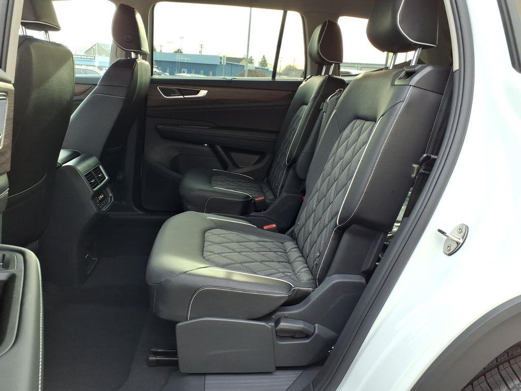 new 2026 Volkswagen Atlas car, priced at $53,919