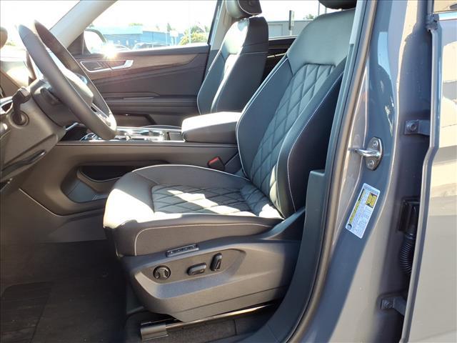 new 2026 Volkswagen Atlas car, priced at $57,804