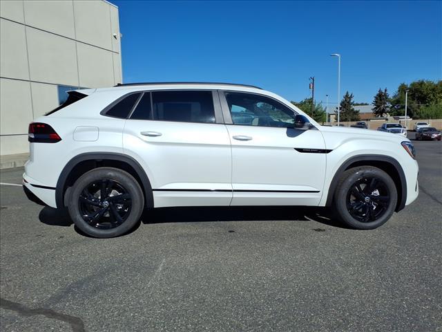 new 2026 Volkswagen Atlas Cross Sport car, priced at $53,559